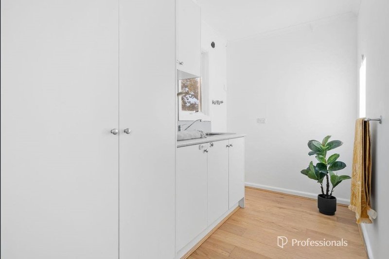 Photo - 15 Maurice Avenue, Ringwood VIC 3134 - Image 7