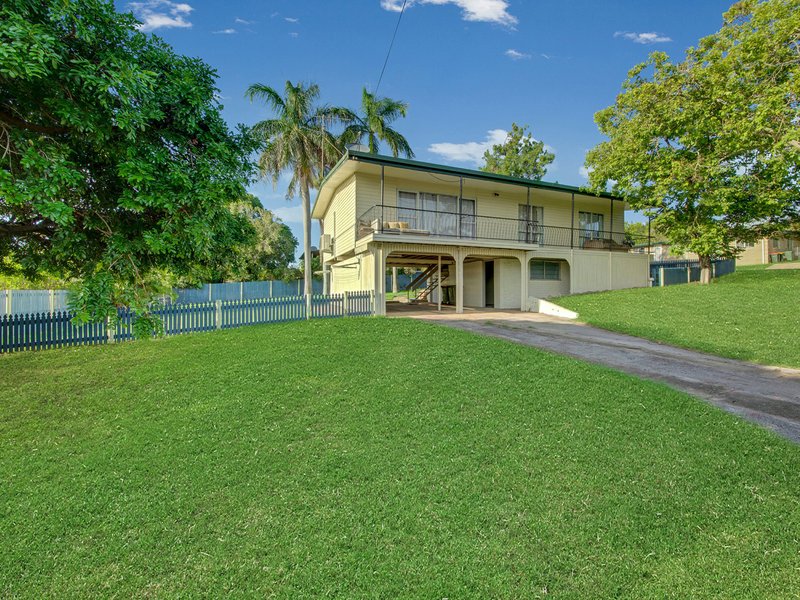 15 Mcdonald Street, Clinton QLD 4680