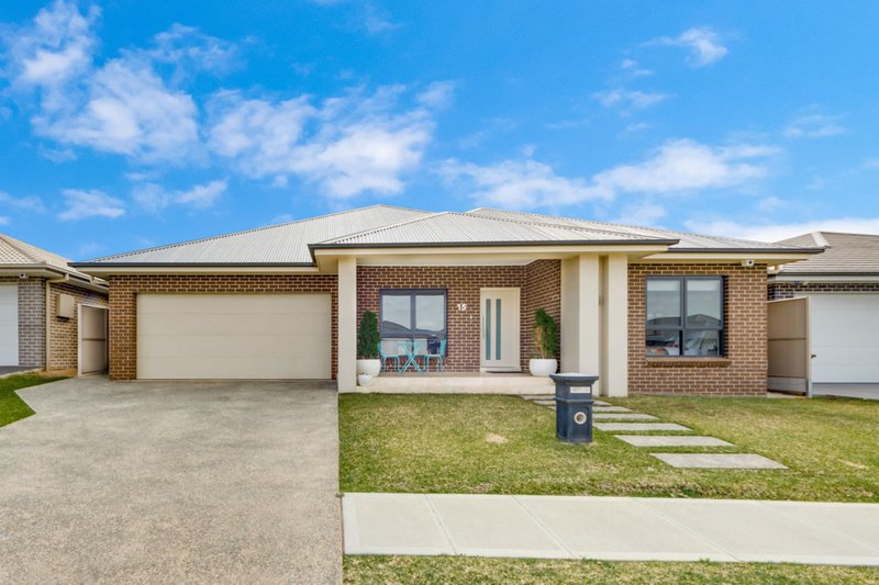 15 Mcgovern Street, Spring Farm NSW 2570