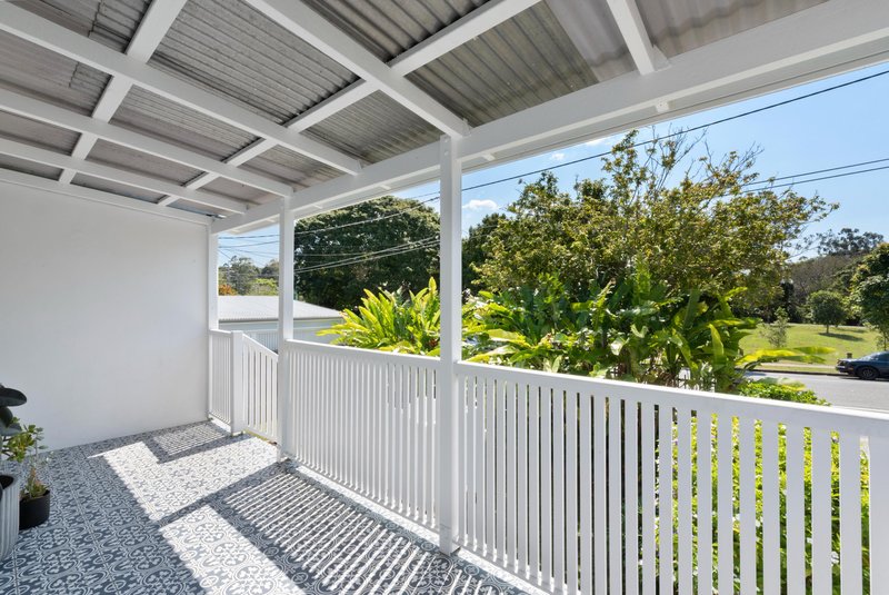 Photo - 15 Mclean Parade, Ashgrove QLD 4060 - Image 25