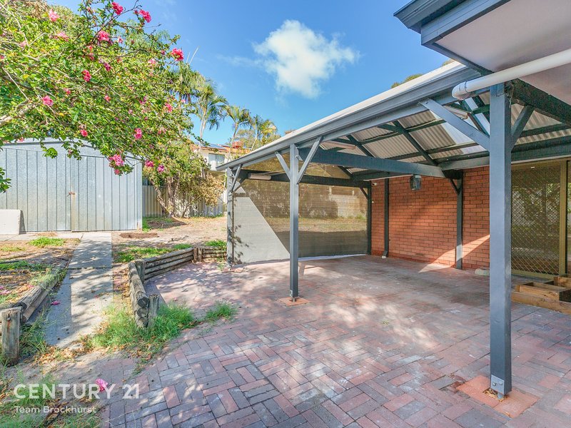 Photo - 15 Mcleish Place, Thornlie WA 6108 - Image 3