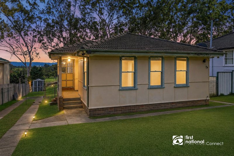 Photo - 15 Mcquade Ave , South Windsor NSW 2756 - Image 9