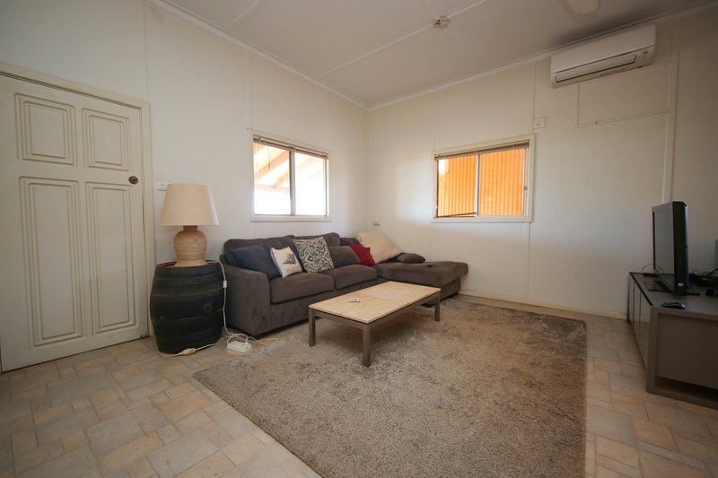 Photo - 15 Meares Drive, Point Samson WA 6720 - Image 2