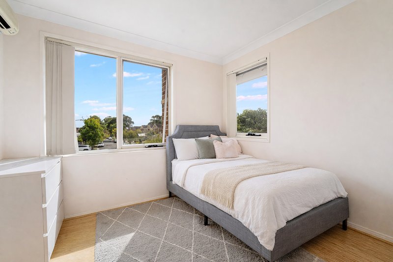 Photo - 15 Melaleuca Avenue, Fairfield East NSW 2165 - Image 6