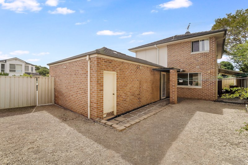 Photo - 15 Melaleuca Avenue, Fairfield East NSW 2165 - Image 9