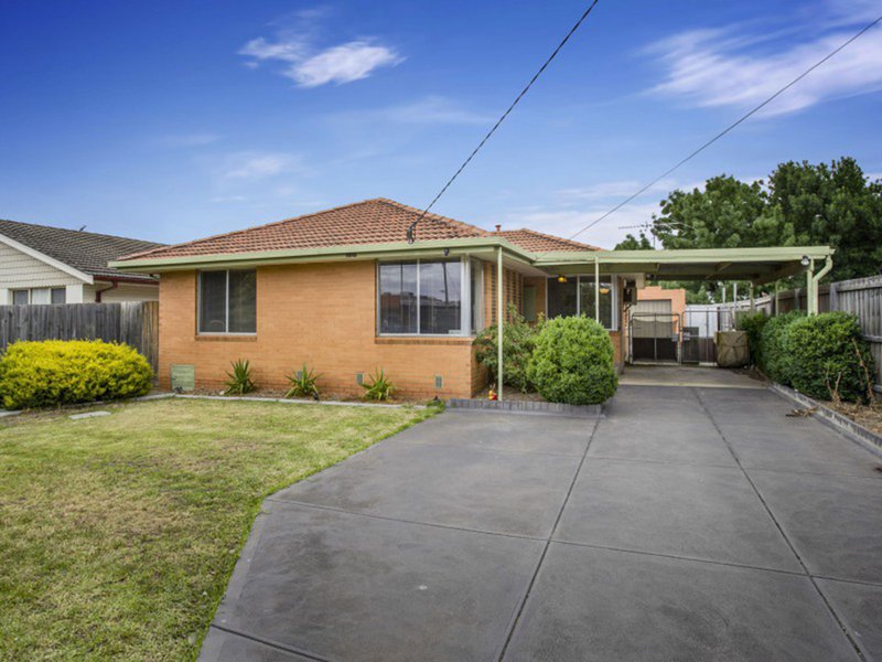 15 Melba Avenue, Sunbury VIC 3429