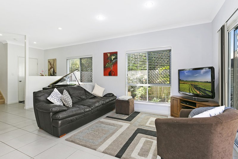 Photo - 15 Melia Court, Eatons Hill QLD 4037 - Image 4