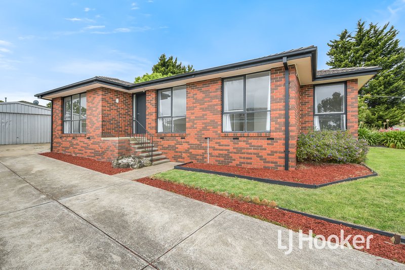 15 Meredith Crescent, Hampton Park VIC 3976