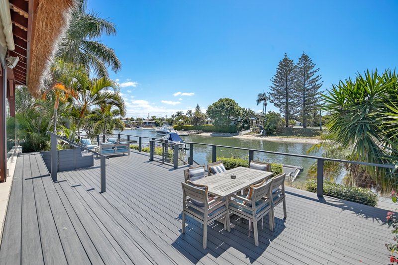 Photo - 15 Meredith Drive, Broadbeach Waters QLD 4218 - Image 5