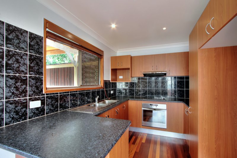 Photo - 15 Merlin Court, Rochedale South QLD 4123 - Image 2