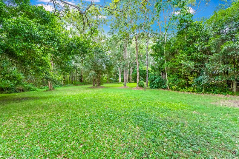 Photo - 15 Merryn Court, Narangba QLD 4504 - Image 5