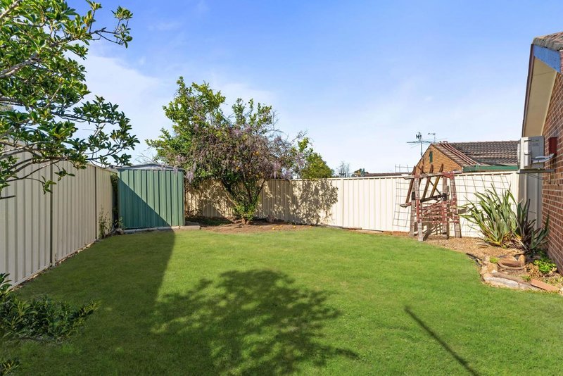 Photo - 15 Mezen Place, St Clair NSW 2759 - Image 9