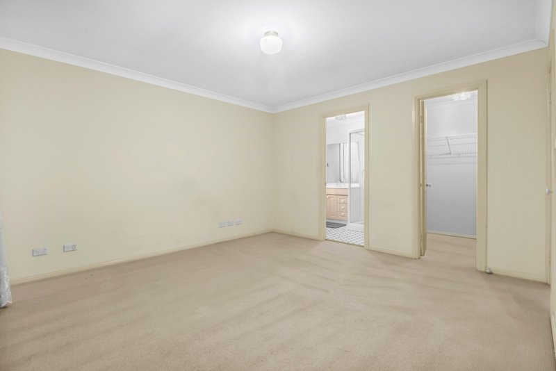 Photo - 15 Michelago Circuit, Prestons NSW 2170 - Image 3