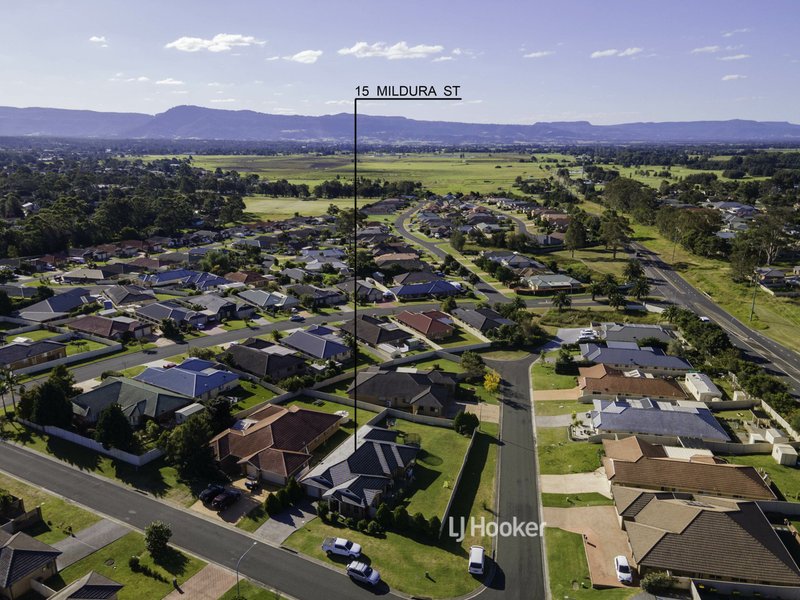 Photo - 15 Mildura Street, Nowra NSW 2541 - Image 2