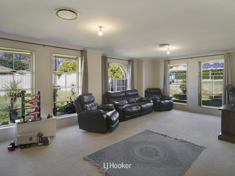 Photo - 15 Mildura Street, Nowra NSW 2541 - Image 3