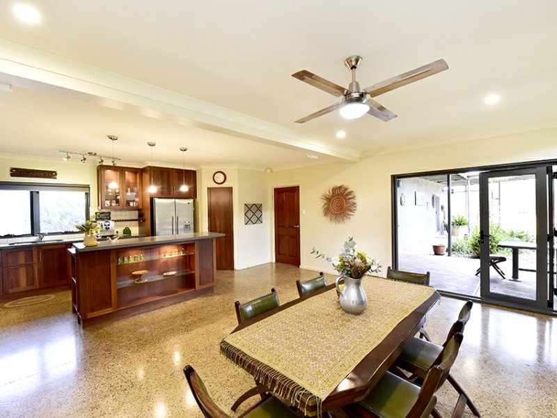 Photo - 15 Minahan Road, Ross NT 0873 - Image 6