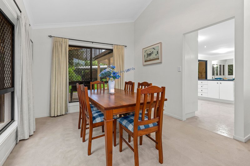 Photo - 15 Minnelli Place, Mcdowall QLD 4053 - Image 6