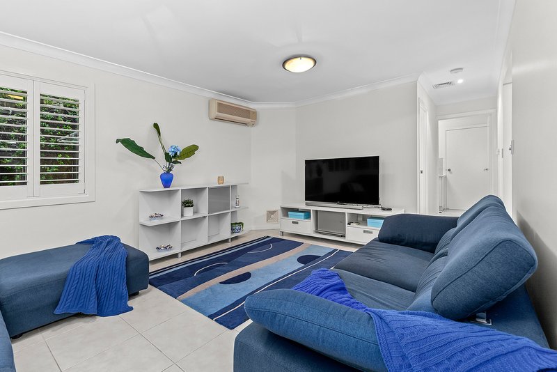 Photo - 15 Minnelli Place, Mcdowall QLD 4053 - Image 9