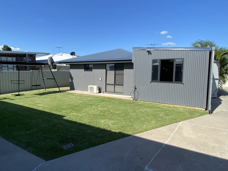 Photo - 15 Mitchell Street, Emerald QLD 4720 - Image 16