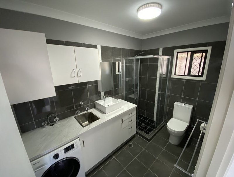 Photo - 15 Mitchell Street, Emerald QLD 4720 - Image 21