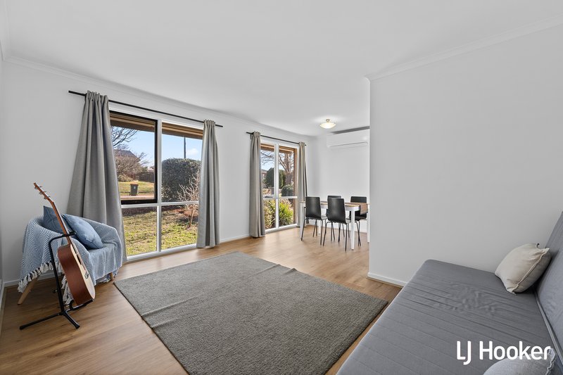 Photo - 1/5 Mocatta Place, Latham ACT 2615 - Image 2