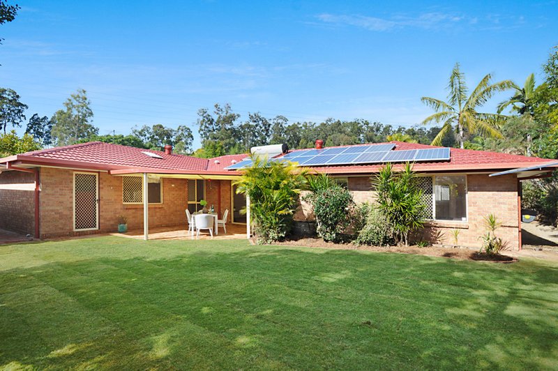 Photo - 15 Monash Place, Ferny Grove QLD 4055 - Image 3