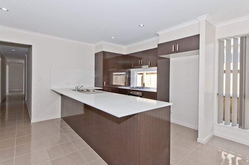 Photo - 15 Monitor Avenue, Dakabin QLD 4503 - Image 3