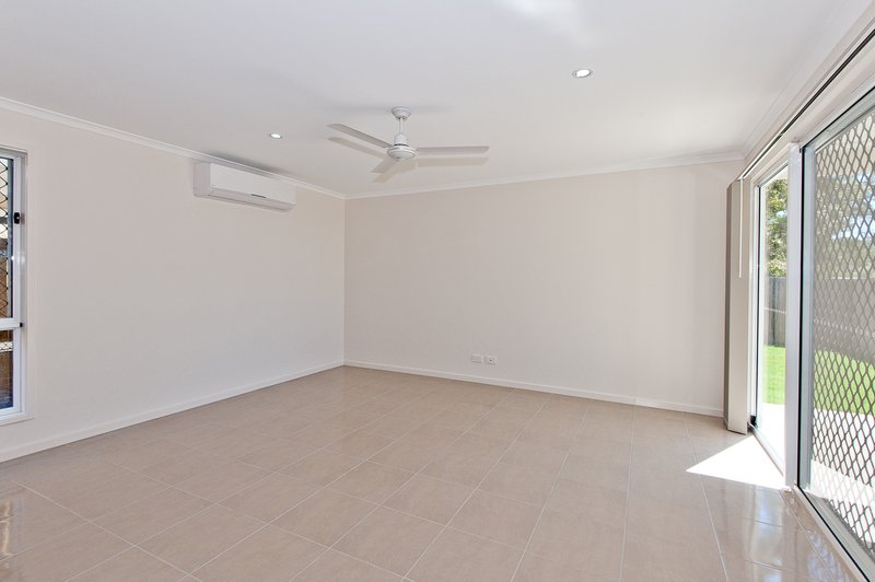 Photo - 15 Monitor Avenue, Dakabin QLD 4503 - Image 6