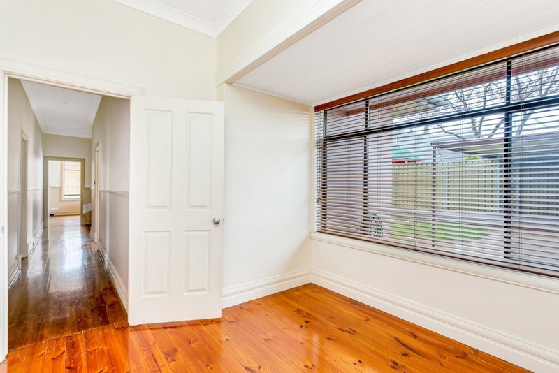 Photo - 15 Montacute Road, Campbelltown SA 5074 - Image 5