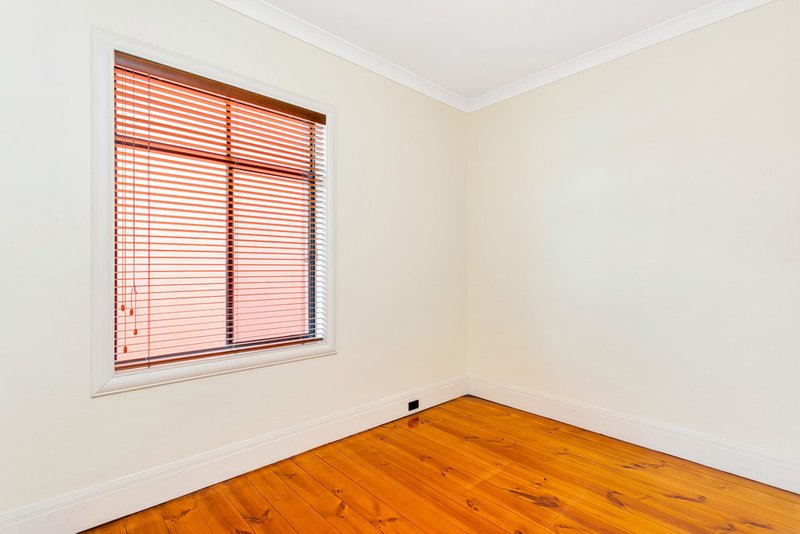 Photo - 15 Montacute Road, Campbelltown SA 5074 - Image 6