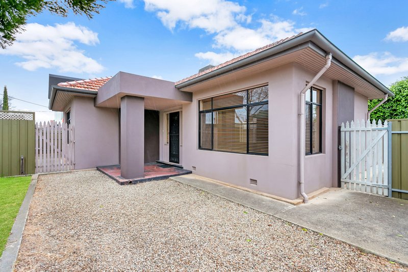 Photo - 15 Montacute Road, Campbelltown SA 5074 - Image 11