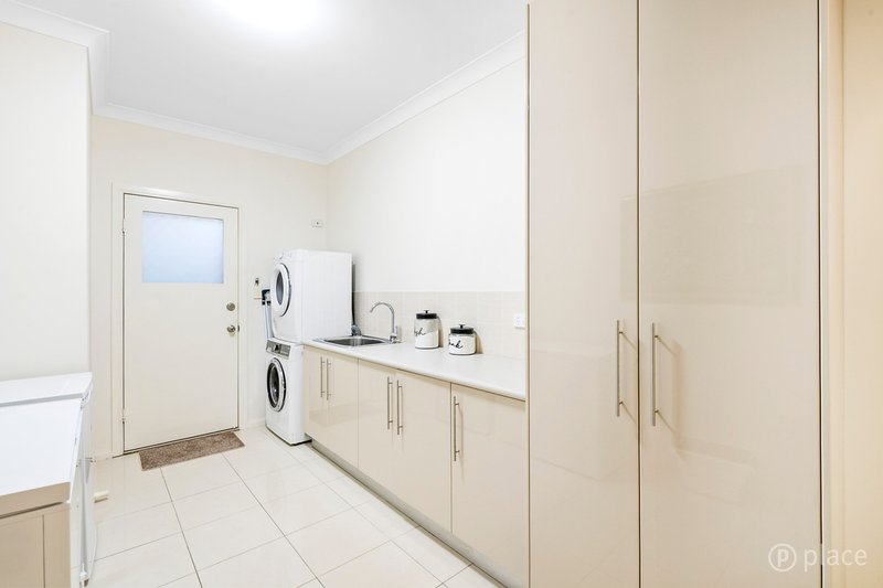 Photo - 15 Montalcino Place, Bridgeman Downs QLD 4035 - Image 20