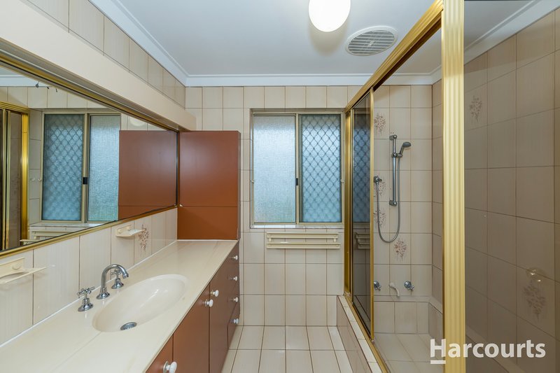 Photo - 15 Monterey Drive, Woodvale WA 6026 - Image 12