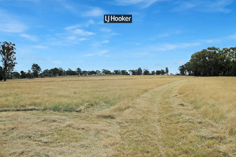 Photo - 15 Monterey Road, Inverell NSW 2360 - Image 3