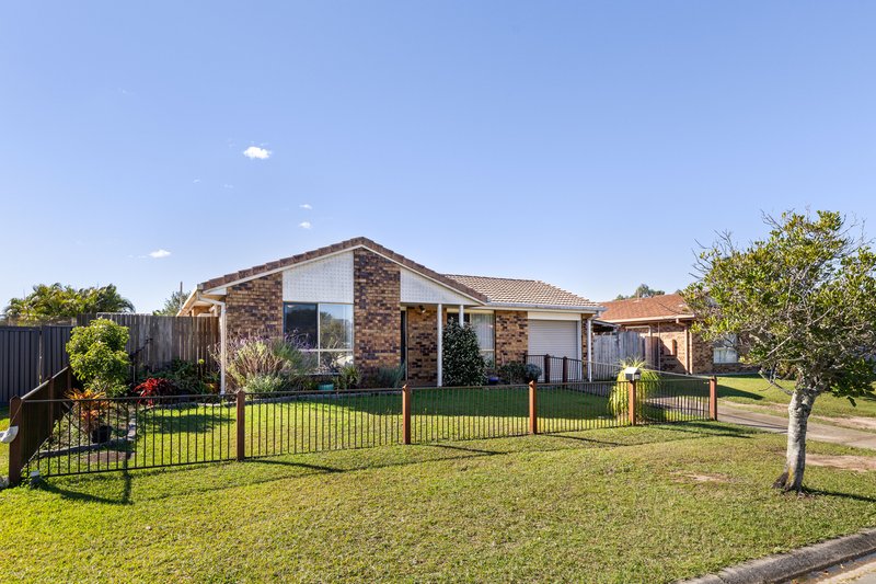 Photo - 15 Moonlight Crescent, Caboolture QLD 4510 - Image 2