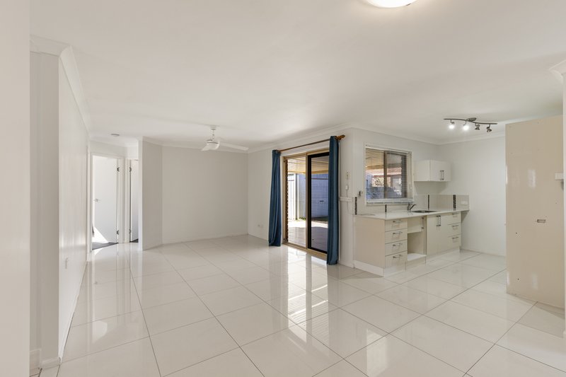 Photo - 15 Moonlight Crescent, Caboolture QLD 4510 - Image 3