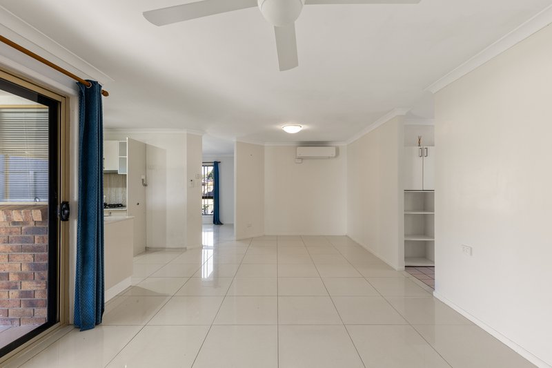 Photo - 15 Moonlight Crescent, Caboolture QLD 4510 - Image 4