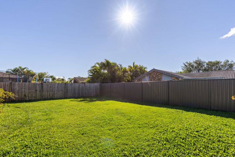 Photo - 15 Moonlight Crescent, Caboolture QLD 4510 - Image 20