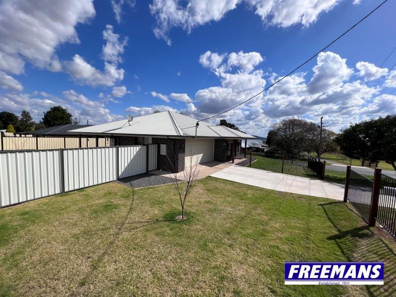 Photo - 15 Moore Street, Kingaroy QLD 4610 - Image 2