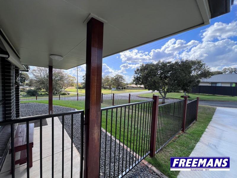 Photo - 15 Moore Street, Kingaroy QLD 4610 - Image 4