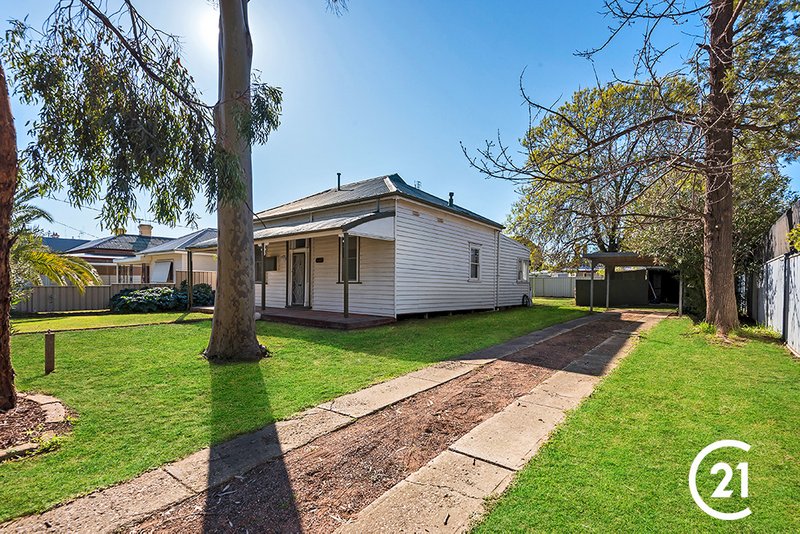 Photo - 15 Moore Street, Rochester VIC 3561 - Image 8