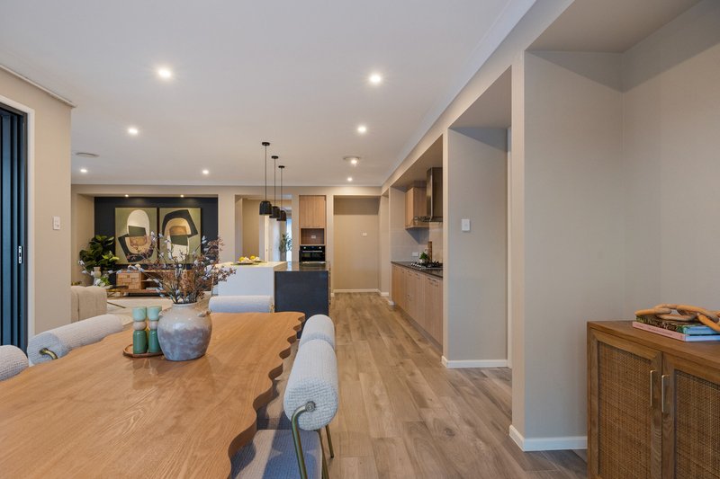 Photo - 15 Moore Street, Victoria Point QLD 4165 - Image 10