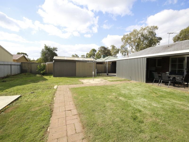 Photo - 15 Mordaunt St , Parafield Gardens SA 5107 - Image 19