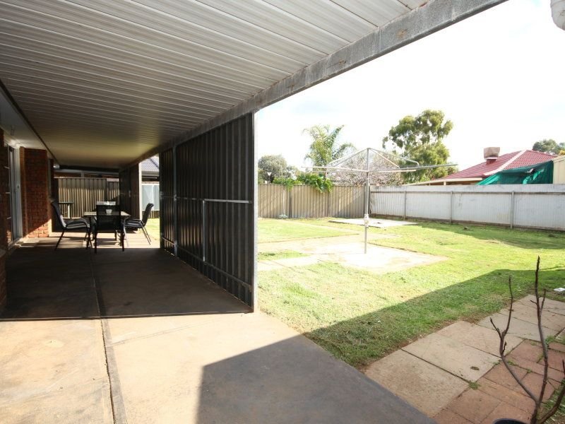 Photo - 15 Mordaunt St , Parafield Gardens SA 5107 - Image 20