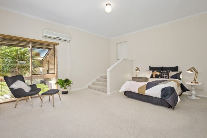 Photo - 15 Morley Court, Baulkham Hills NSW 2153 - Image 5