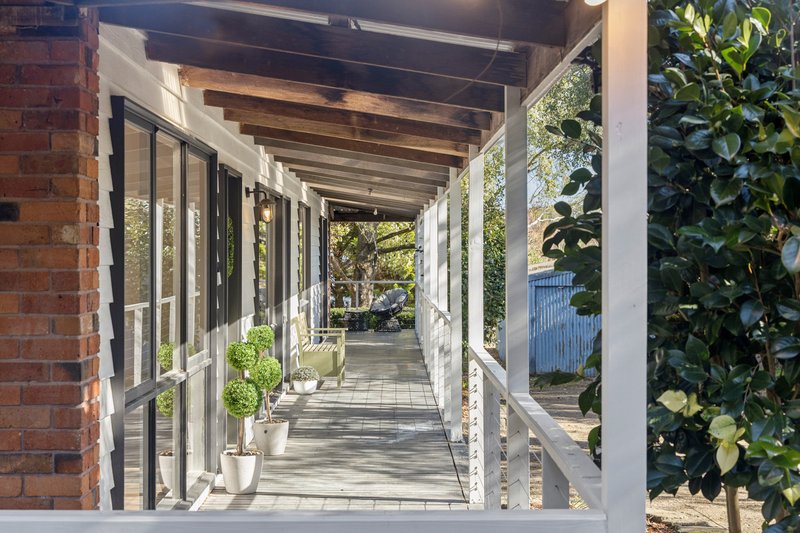 Photo - 15 Morris Road, Woodend VIC 3442 - Image 2