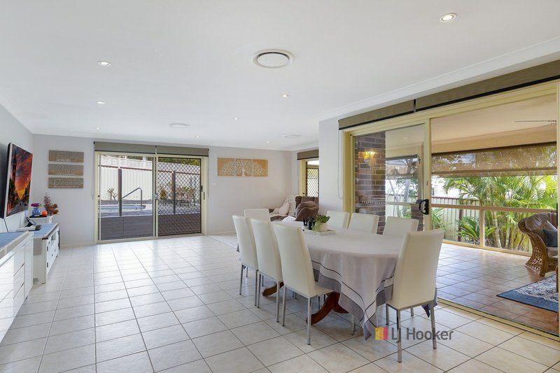 Photo - 15 Mountain View Drive, Woongarrah NSW 2259 - Image 4