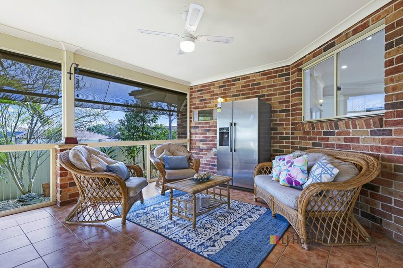 Photo - 15 Mountain View Drive, Woongarrah NSW 2259 - Image 8