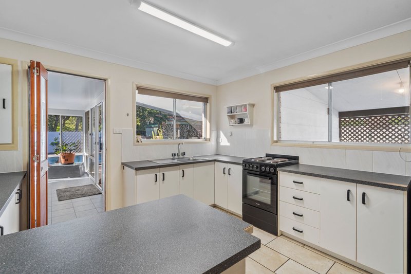 Photo - 15 Mualla Drive, Ashmore QLD 4214 - Image 3