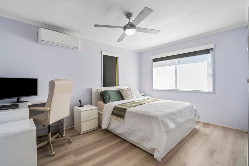Photo - 15 Mualla Drive, Ashmore QLD 4214 - Image 8